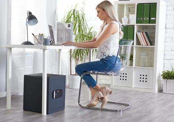 Sejf biurowy YALE YSEM/400/EG1 - zdjęcie 3 | Sklepsejfy.pl