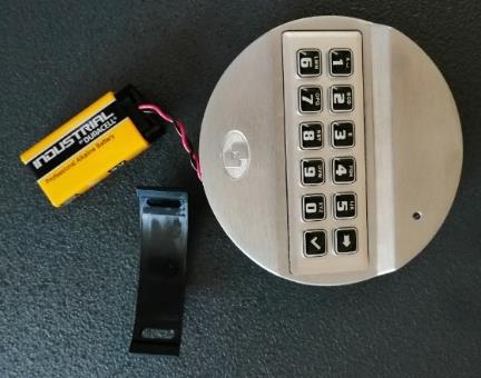 Wymiana baterii w zamku Pulse 2 - krok 1